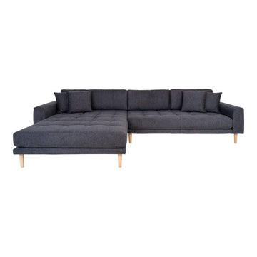 Lido Lounge Sofa – Lounge Sofa, linksgerichtet in Dunkelgrau mit vier Kissen und Beinen aus Naturholz